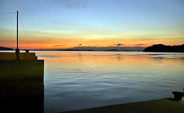 「「スナメリはどうやって避ける？」　離島メバリング釣行で25cm頭にメバル連打成功！」の画像