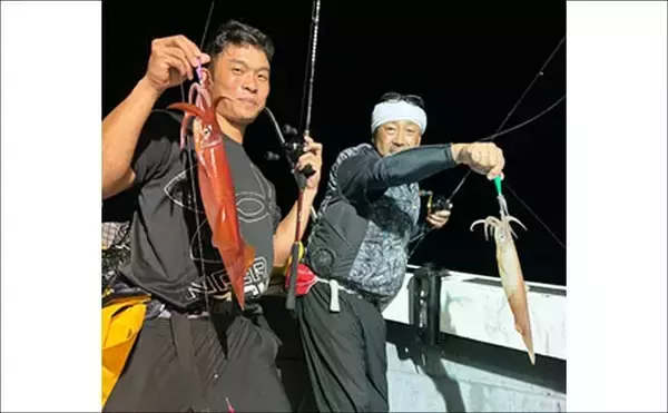 「イカメタルでも良型ヤリイカ130杯！夜焚きイカ好調キープ【船釣り釣果最新情報13選・玄界灘】」の画像