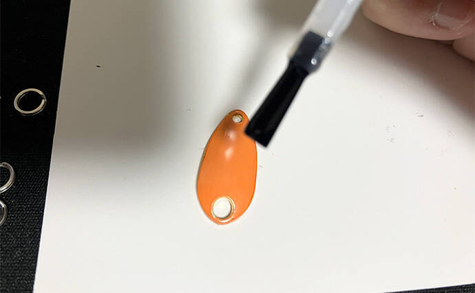 「全てダイソー製品！」 100均ルアーをマジック直塗り＆UV硬化のお手軽カスタムしてみた