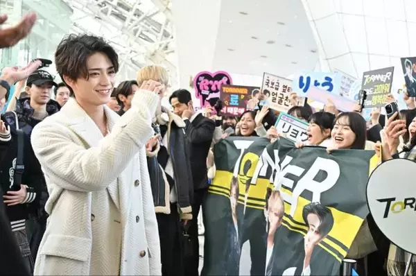 「「DREAM STAGE」“吾妻”中村倫也の回想シーンに視聴者騒然 「まさかのげんじぶ!?」「出るなら言ってよ」」の画像