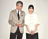 「舘ひろし、西野七瀬「とにかく、西野くんに見下してもらいたいと思いました」『免許返納!?』【インタビュー】」の画像1