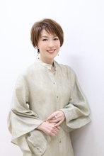 若村麻由美が挑む「幽閉されたクイーンと国家の中に幽閉されたクイーンの物語」　パルコ・プロデュース2026「メアリー・ステュアート」【インタビュー】