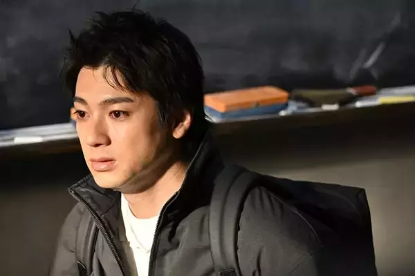 「　日曜劇場「ＧＩＦＴ」「『好きが力に変わる』そして『好きが力を呼んだ』がこのドラマの重要なテーマの一つ」「ヤンチャな圭二郎（本田響矢）がかわい過ぎて憎めない」」の画像