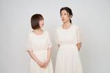 「齊藤京子＆水野美紀が“同一人物”役でW主演　　齊藤「信じられない気持ちでいっぱい」　水野「もうSFだなと思いました」【インタビュー】」の画像2