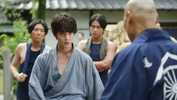 「小林虎之介「名前と同じ『虎』の字が入った役名に、ご縁を感じています」連続テレビ小説初出演で、主人公の幼なじみを好演中【連続テレビ小説「風、薫る」インタビュー】」の画像