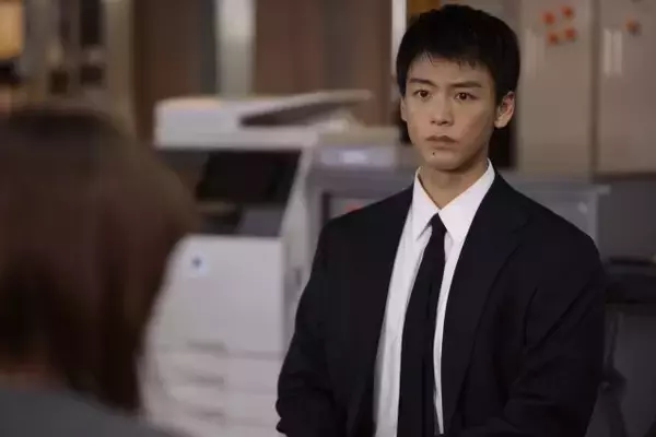 「再会」“淳一”竹内涼真が“万季子”井上真央に再会 「勝男が火曜日に帰って来た」「今クールも面白い」