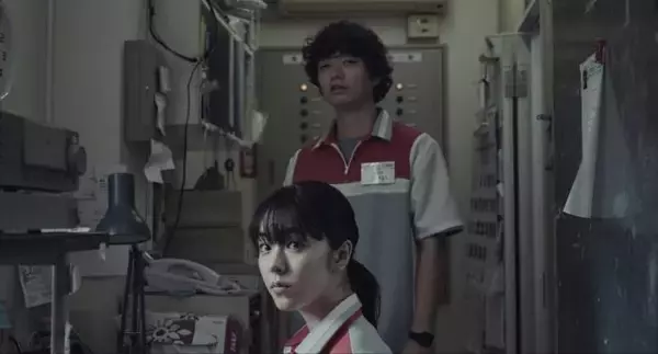 「唐田えりか「染谷将太さんのお芝居が衝撃的でした」コンビニ店を舞台にした異色ホラーで初共演『チルド』【インタビュー】」の画像