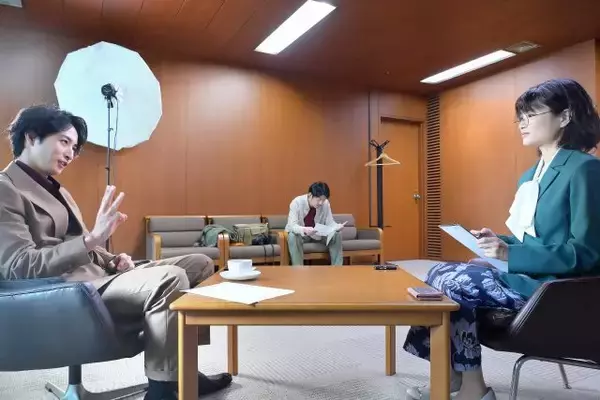 「スクープのたまご」日向子の背後を追う“謎の男”が登場 「事件の概要が見えて面白くなってきた」