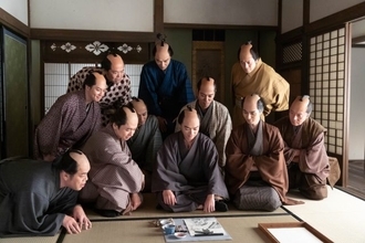 森下佳子「写楽複数人説は、最初から決めていました」脚本家が明かす制作秘話【大河ドラマ「べらぼう〜蔦重栄華乃夢噺〜」インタビュー】