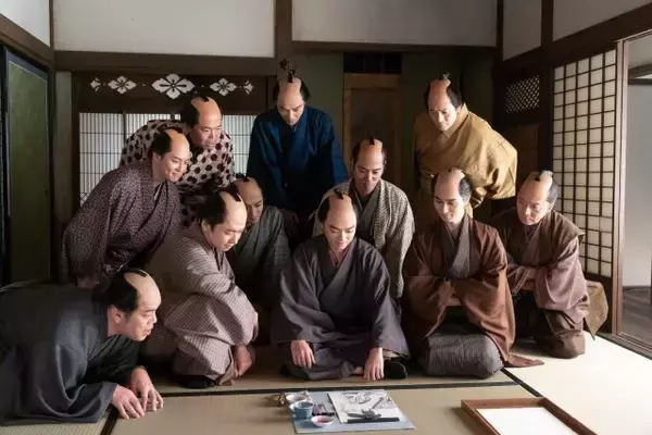 森下佳子「写楽複数人説は、最初から決めていました」脚本家が明かす制作秘話【大河ドラマ「べらぼう〜蔦重栄華乃夢噺〜」インタビュー】