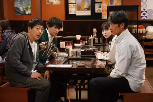 「ラムネモンキー」「不思議な面白さと懐かしさと優しさとミステリーの混ざり方が秀逸」「記憶が曖昧だったり変化していたりという感覚が面白く描けている」