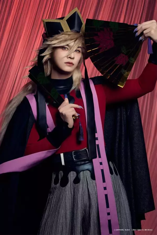 「浦井健治が演じる童磨がついに本格参戦！「童磨を本当に愛し抜いて演じられたら」舞台「鬼滅の刃」其ノ陸 柱稽古・無限城 突入【インタビュー】」の画像