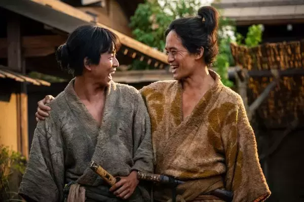 「「豊臣兄弟！」第3回「決戦前夜」小一郎、藤吉郎、信長の関係を浮き彫りにした草履取りの逸話【大河ドラマコラム】」の画像