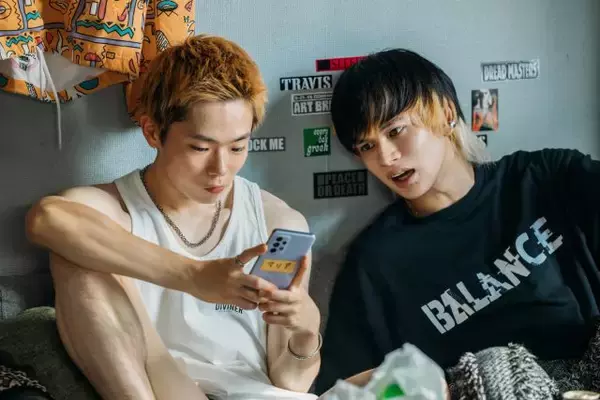 「林裕太「北村匠海さんや綾野剛さんとのつながりを感じました」期待の若手俳優が先輩2人と作り上げた迫真のサスペンス『愚か者の身分』【インタビュー】」の画像