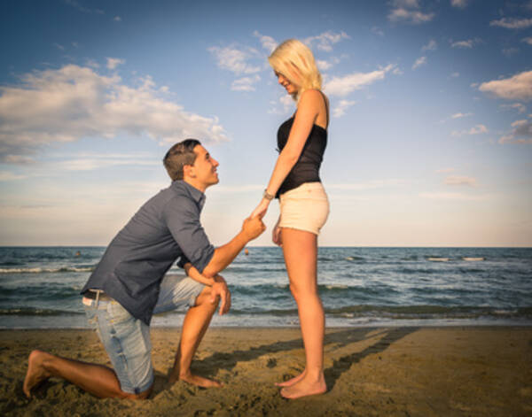 彼氏に 結婚 を意識させたい 男性のタイプ別 結婚の話を自然に切り出す方法 18年6月17日 エキサイトニュース