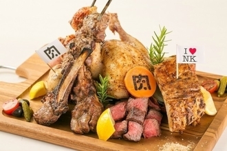 総重量2.9kg「肉肉肉盛り」が今だけ半額！「 肉ソン大統領」で1周年イベント開催