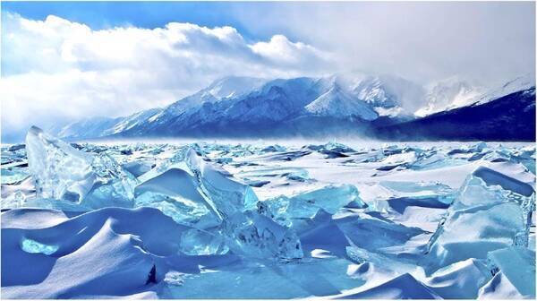 絶景がヤバい ロシアの世界遺産 バイカル湖 の見どころをまとめてみた 13年12月25日 エキサイトニュース