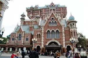 海外ディズニー タワー オブ テラーが完全リニューアル ガーディアンズ オブ ギャラクシー ミッション ブレイクアウト でノリノリのフリーフォールを楽しもう 17年8月18日 エキサイトニュース