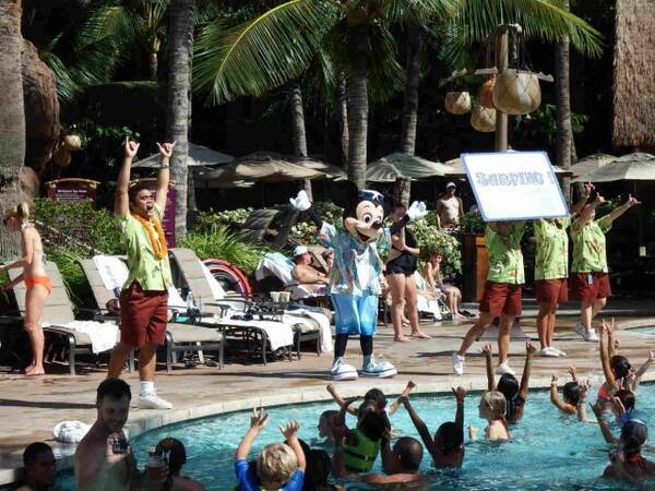 ハワイでディズニー 絶品シェイブアイス ミッキーたちに会える アウラニ プールサイドでの楽しみ方 徹底ガイド 16年3月16日 エキサイトニュース