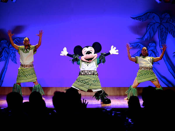 Tdl ミッキーのスラップダンスがかっこよすぎ 新ディナーショー ミッキーのレインボー ルアウ 偏愛レポ 16年3月26日 エキサイトニュース Tdl ミッキーのスラップダンスがかっこよすぎ 新ディナーショー ミッキーのレインボー ルアウ 偏愛レポ 16年3月26日 エキサイトニュース