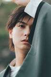 「俳優・多和田任益、20代ラストの表情を魅せた初の写真集「saTAna」発売！」の画像3