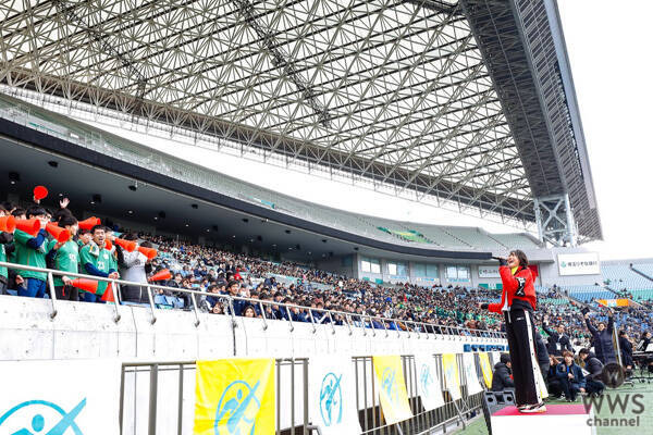 三阪咲 令和初の全国高校サッカー選手権決勝で史上初の2曲熱唱ライブ 年1月14日 エキサイトニュース