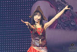 「AKB48 小栗有以、前田敦子の憧れ衣装で『ラッキーセブン』歌唱！「ぬくもりやパワーをいただいてます」＜小栗有以ソロコンサート＞」の画像1
