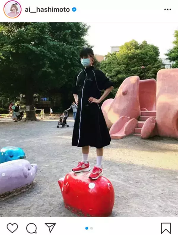 「橋本愛、「公園大好き24歳」全力で遊具を楽しむ！」の画像