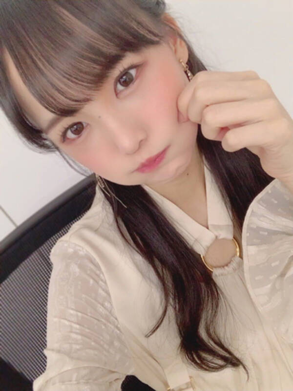 Stu48の福田朱里が可愛い八重歯をアピール 八重歯大好き 21年2月16日 エキサイトニュース