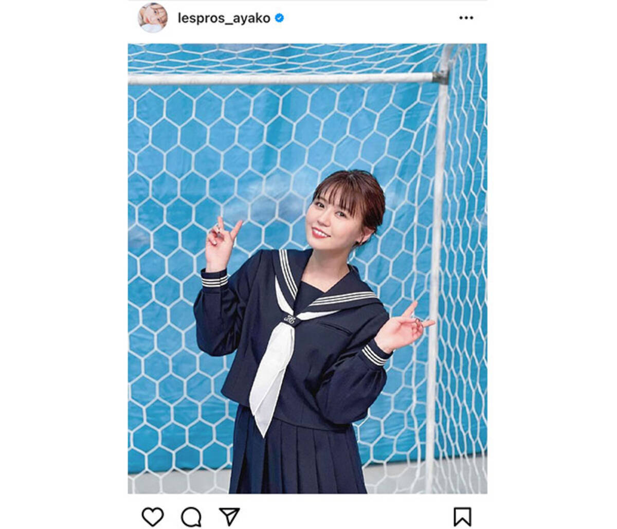 井口綾子 紺セーラー服で漂う現役感 違和感がないのが素晴らしい 21年4月9日 エキサイトニュース