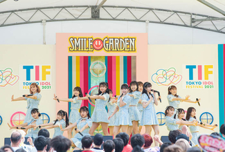 HKT48、「TIF2021」SMILE GARDENで熱気を吹き飛ばす爽快感パフォーマンス