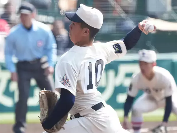 「【高校野球】大阪桐蔭Ｖの裏で見つけた"隠れ逸材"たち 荒木雅博の教えを体現した遊撃手、三拍子揃う捕手、14球で流れを変えた右腕」の画像