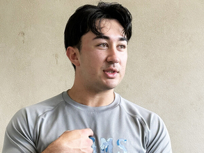 【プロ野球】「なぜ３桁の背番号をつけているの？」 日本ハム・山口アタルが語る「127」への思いと日本を目指した原点