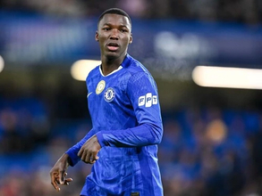 プレミアリーグのチェルシーに世界最高の守備的MF カイセドはデュエルでゲームを支配する