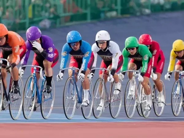 「「やっぱり自分はひとりじゃなかった」と涙　KEIRINグランプリ覇者・郡司浩平が切望した優勝の景色とは」の画像