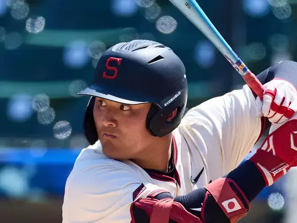 佐々木麟太郎はMLBドラフトで指名されるのか　パワーは元メジャーリーガーたちが絶賛する一方で、懸念される点も