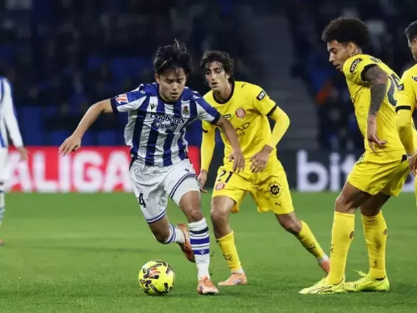 久保建英はレアル・ソシエダの監督交代でどうなる？ 噂の有力後任候補との相性は悪くない