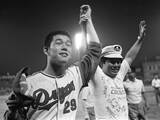 「【プロ野球】「なんでカーブを投げるんだ」 長嶋茂雄に本塁打を打たれた夜から始まった 鈴木孝政をセーブ王に育てた近藤貞雄の流儀」の画像1