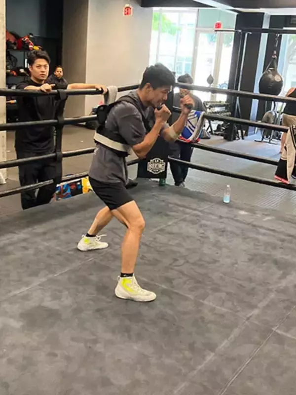 「【ボクシング】「ベストファイター」井上尚弥に勝つために　LAキャンプで、コーチが中谷潤人に授ける"妙技"」の画像