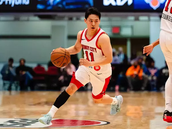 「河村勇輝が１月下旬にコートに復帰　NBA公式戦にも今季初出場のなか今後の進むべき青写真とは？」の画像