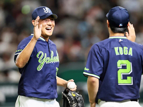 【プロ野球】「142イニングと143イニングはまったく違う」ヤクルト・奥川恭伸が青柳晃洋の助言でつかんだ"新しい自分"
