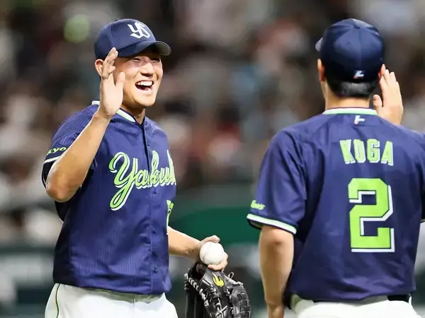 【プロ野球】「142イニングと143イニングはまったく違う」ヤクルト・奥川恭伸が青柳晃洋の助言でつかんだ"新しい自分"