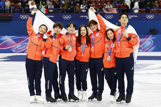 【ミラノ五輪】鍵山優真、坂本花織が最強アメリカ勢に完勝　大接戦での銀メダルは個人戦へ強烈な追い風に