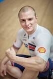 「体操年代別優勝→自転車転向→国籍変更→世界最速記録樹立　イギリスの怪物が日本の競輪参戦に与える衝撃」の画像1