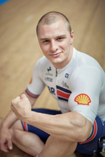 体操年代別優勝→自転車転向→国籍変更→世界最速記録樹立　イギリスの怪物が日本の競輪参戦に与える衝撃