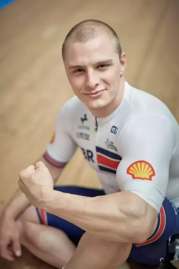 体操年代別優勝→自転車転向→国籍変更→世界最速記録樹立　イギリスの怪物が日本の競輪参戦に与える衝撃