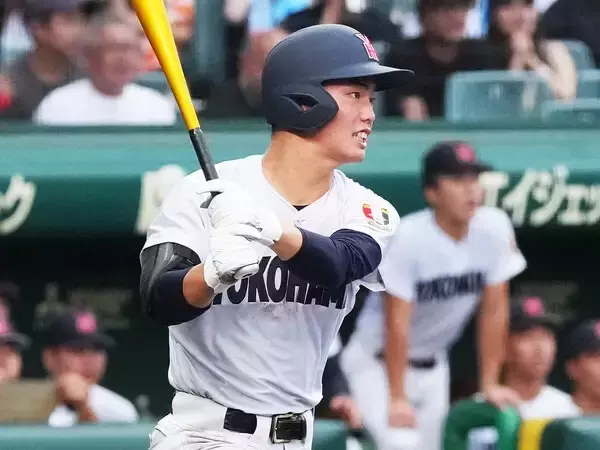 【夏の甲子園2026】横浜・村田浩明監督が説く「打ってから走るはナンセンス」 勝負を分ける「0.1秒」の走塁術