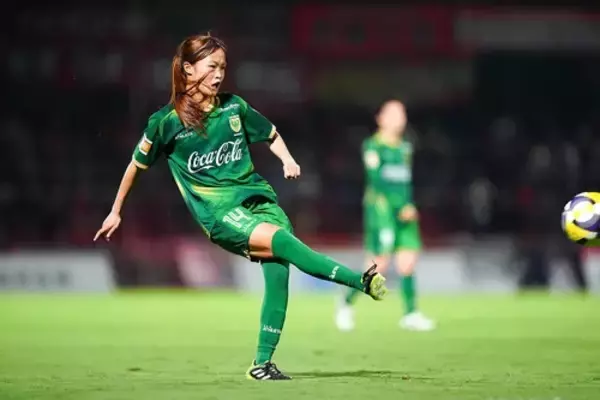 「日テレ・東京ヴェルディベレーザの「若きエース」眞城美春　WEリーグでの躍動の理由は「遊び心」」の画像