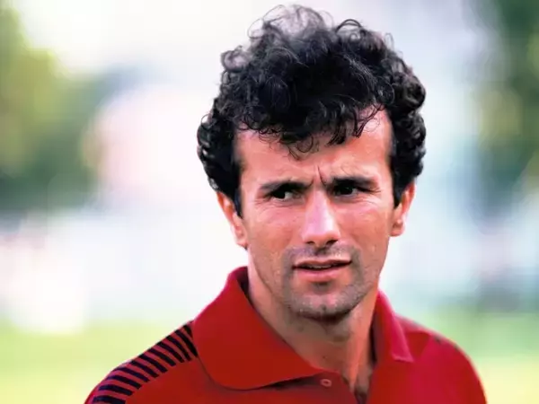 【欧州サッカー】バッジョが10番を譲った「とびっきりの逸材」　サビチェビッチのドリブルにミラニスタは酔いしれた