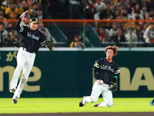【日本シリーズ】完全アウェーの甲子園で見せた執念 まさに11年前の再現、ソフトバンクを救った今宮健太の「神業キャッチ」